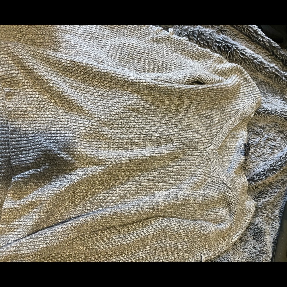 American eagle sweater